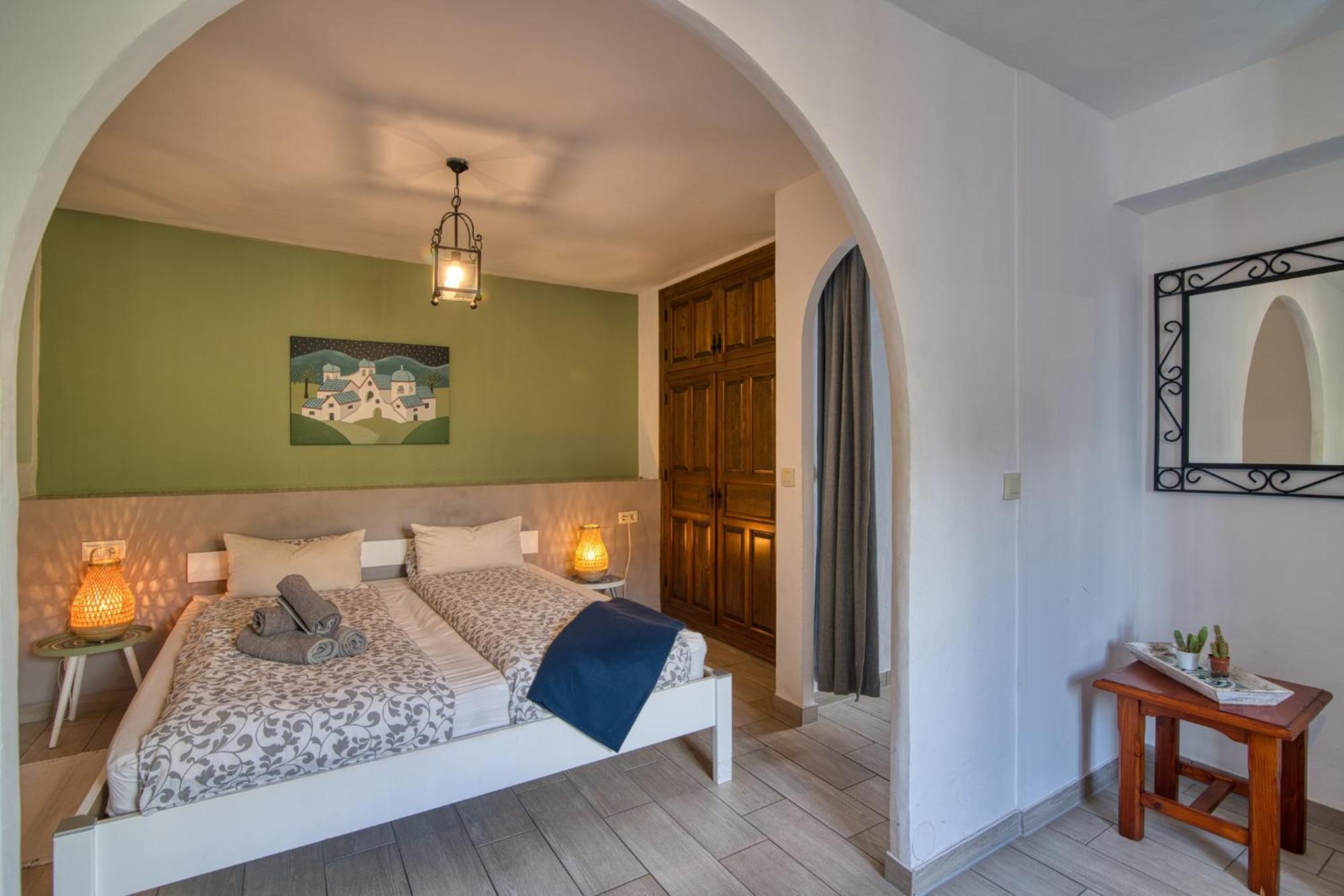 פריחיליאנה Villa Morera Bed & Breakfast מראה חיצוני תמונה