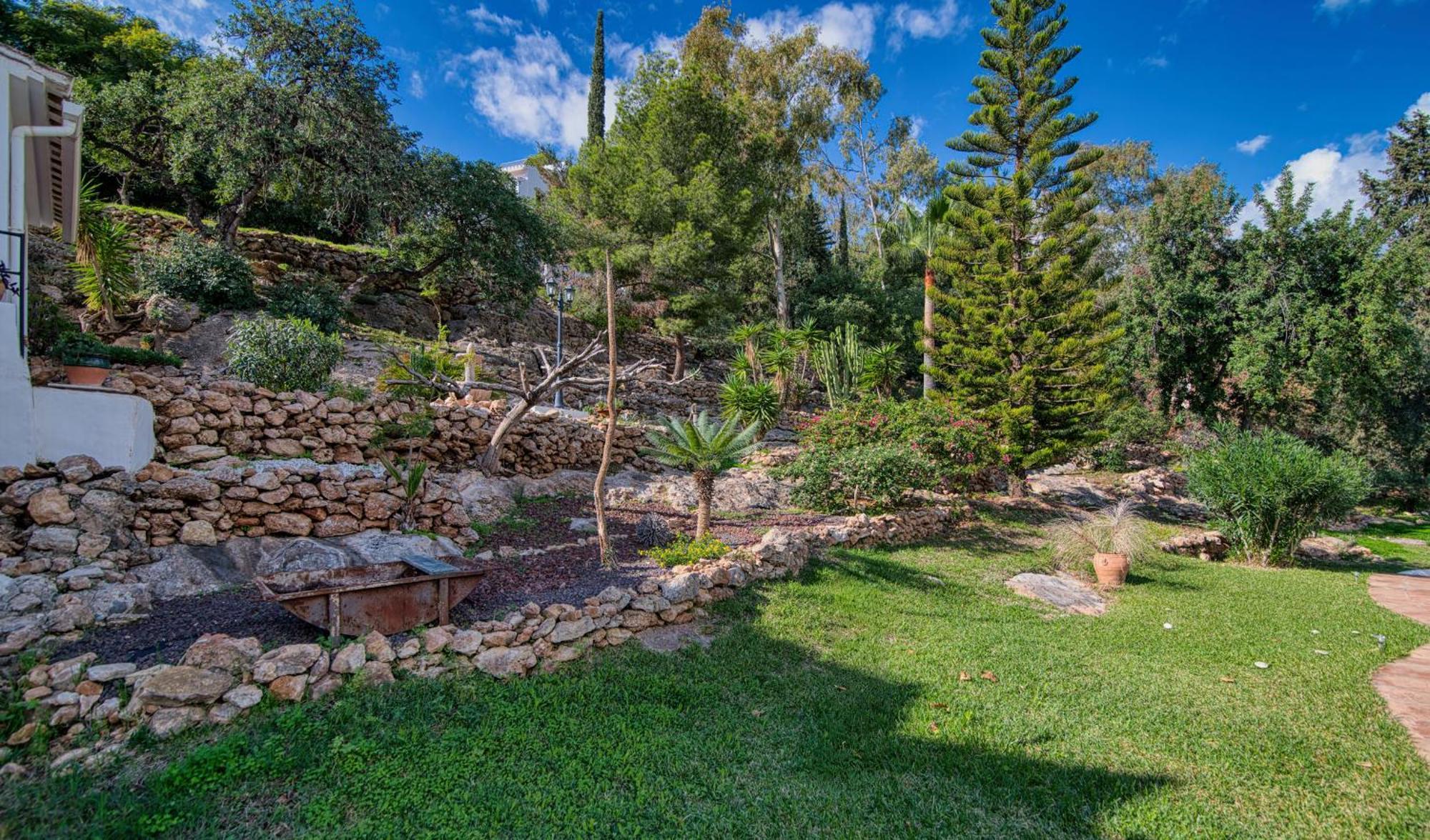 פריחיליאנה Villa Morera Bed & Breakfast מראה חיצוני תמונה