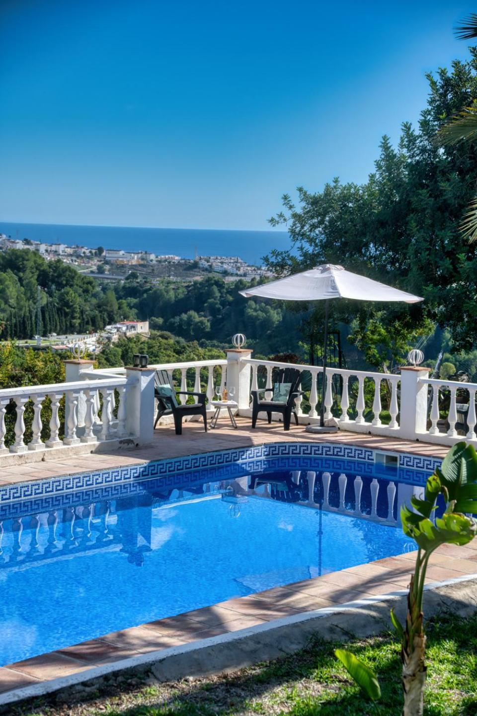 פריחיליאנה Villa Morera Bed & Breakfast מראה חיצוני תמונה