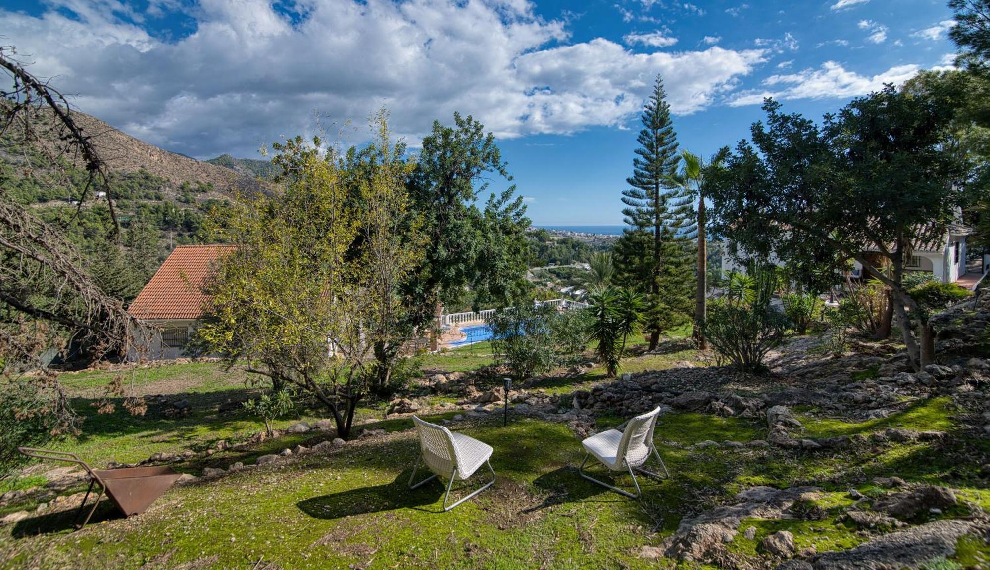פריחיליאנה Villa Morera Bed & Breakfast מראה חיצוני תמונה