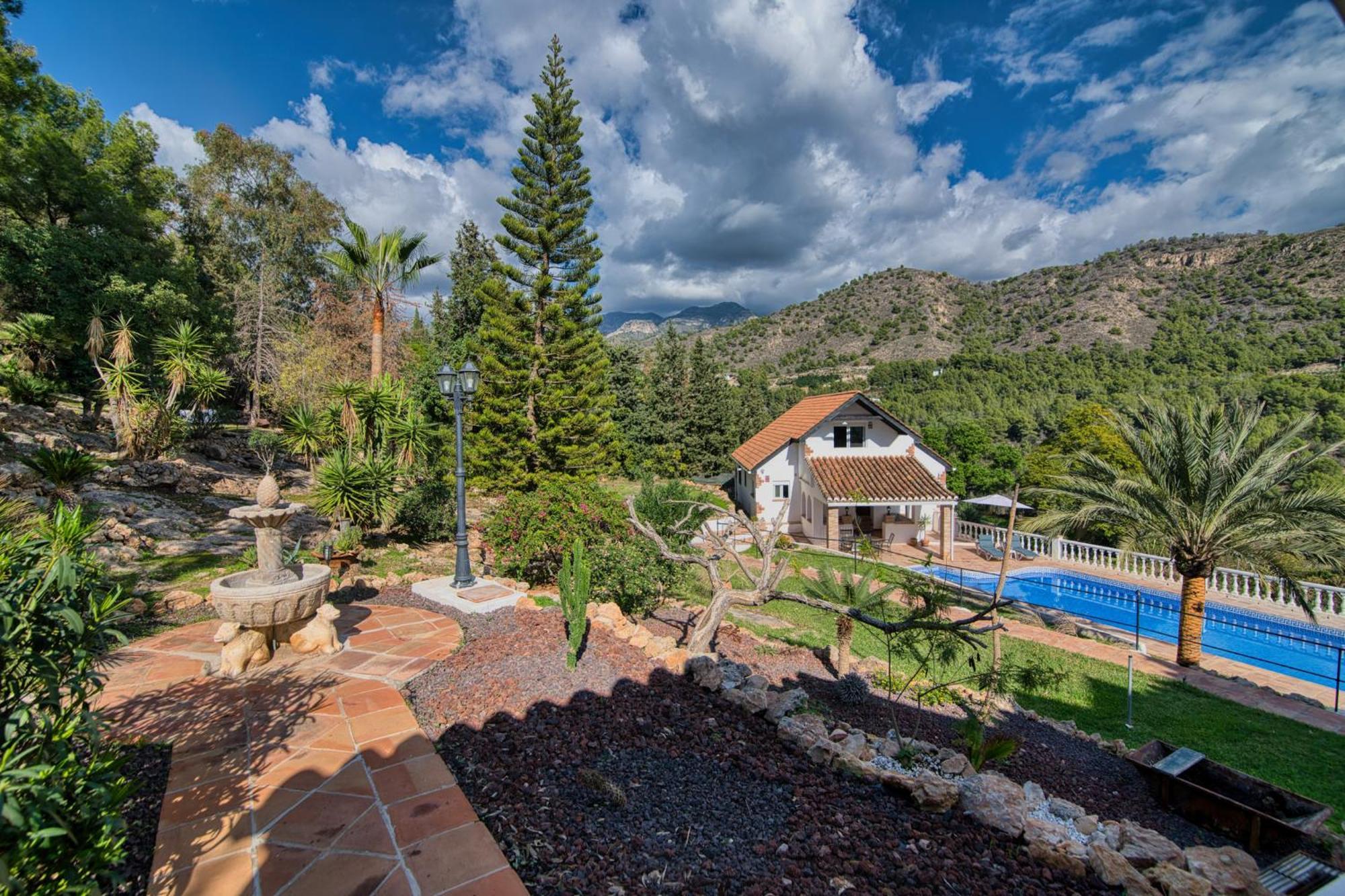 פריחיליאנה Villa Morera Bed & Breakfast מראה חיצוני תמונה