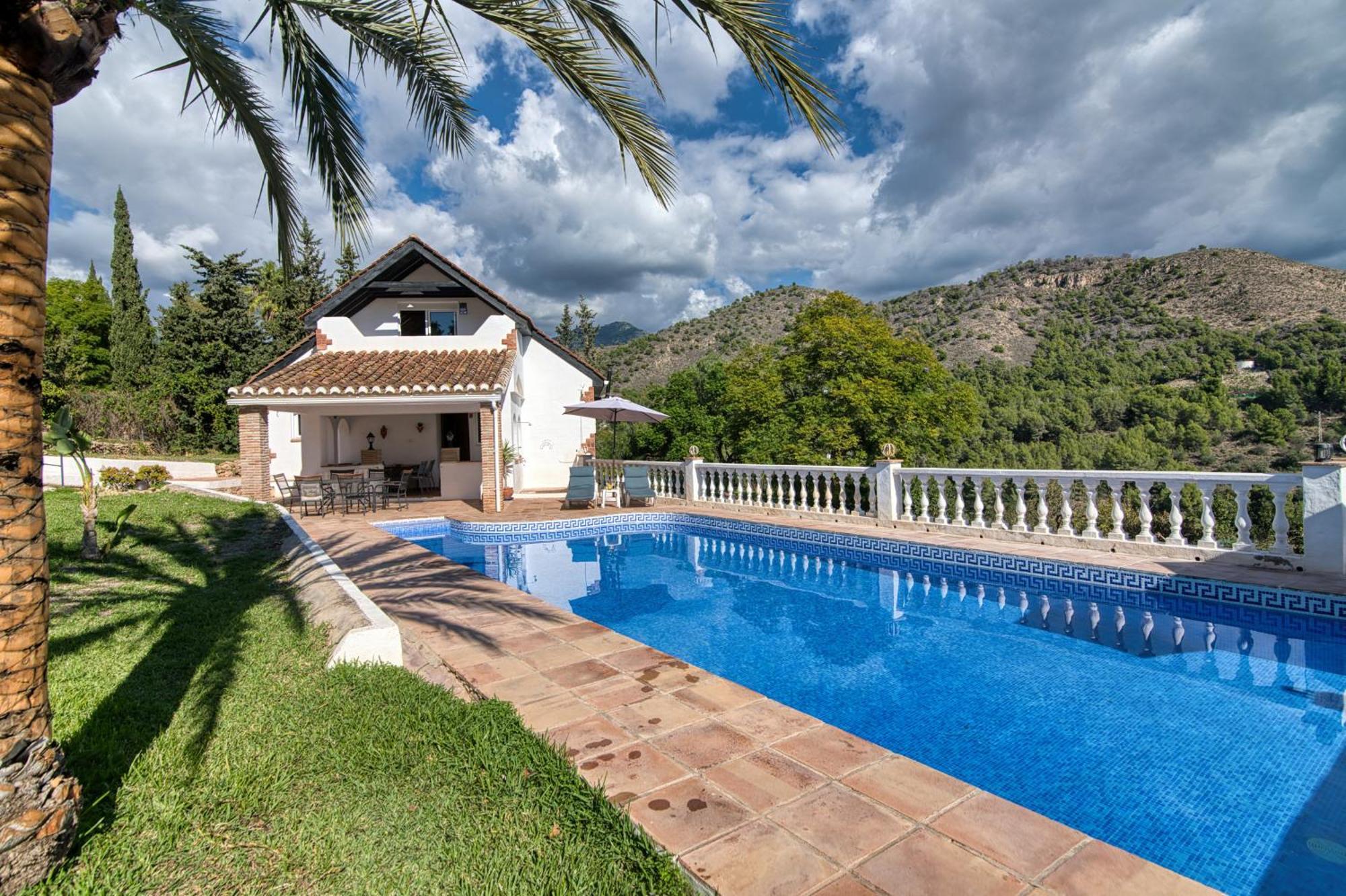פריחיליאנה Villa Morera Bed & Breakfast מראה חיצוני תמונה