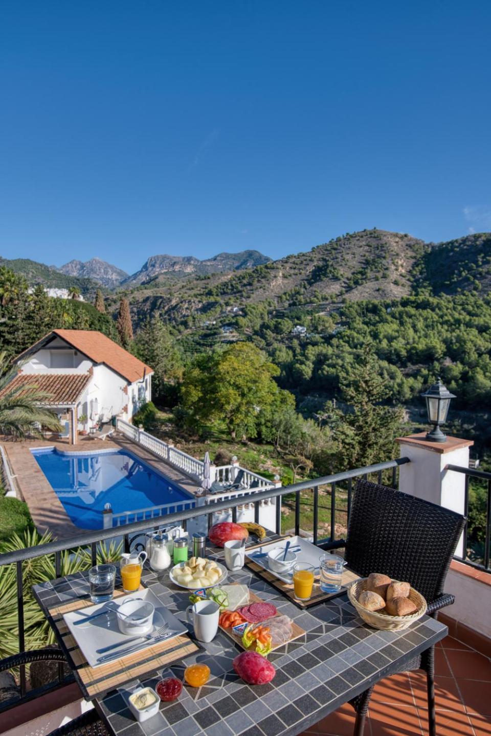פריחיליאנה Villa Morera Bed & Breakfast מראה חיצוני תמונה
